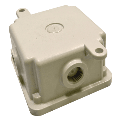 Caja Trasera Resistente a la Intemperie / Termoplástica No Metálica / IP66 / 3 Entradas 1/2" / 4.38 x 2.44 in WB-NM FEDERAL SIGNAL INDUSTRIAL
