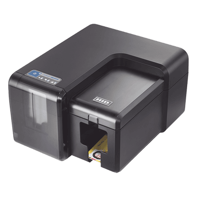 Impresora de Tarjetas / Inyección de Tinta Térmica / 600 x 1200 dpi / Borde a Borde / Una Cara / CR80 062000 HID