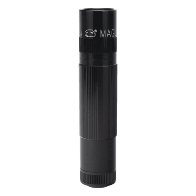Linterna LED de Mano / 200 Lúmenes / Alcance 224 m (734.9 ft) / 3 Modos de Operación / Cuerpo de Aluminio Anodizado XL50-S3017 VICTORINOX