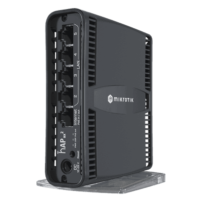 Router Wi-Fi 6 / 5 Puertos Gigabit / PoE In/Out / 160 mW / CPU 4 Núcleos / 1 GB RAM C52IG-5HAXD2HAXD-TC MIKROTIK