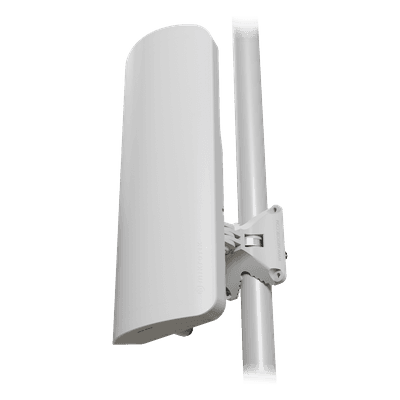 Punto de Acceso Sectorial / Wi-Fi 6 Doble Banda / Antena Integrada 15 dBi / Puerto SFP 2.5 Gbps / Rango de Temperatura -40°C a 70°C (-40°F a 158°F) L22UGS-5HAXD2HAXD-15S MIKROTIK