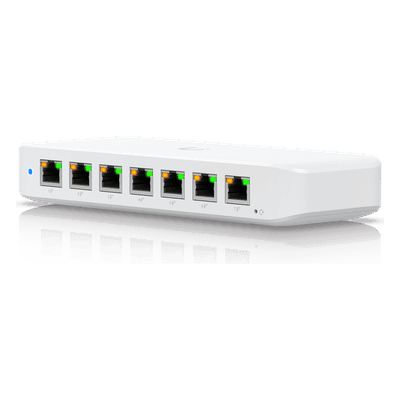 Switch PoE Capa 2 / 8 Puertos GbE / 7 Puertos PoE+ / 1 Puerto Entrada PoE++ / 52 W Presupuesto PoE / 16 Gbps Capacidad de Conmutación / Montaje Versátil USW-ULTRA-60W UBIQUITI