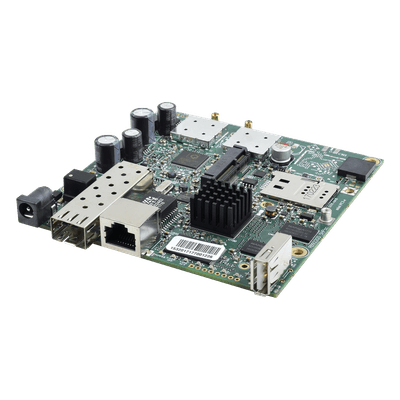 Router Inalámbrico / Wi-Fi 5 802.11ac / 867 Mbps / 1 Puerto Gigabit / SFP / CPU 720 MHz / MiniPCIe 3G/4G / RouterOS L4 RB922UAGS-5HPACD MIKROTIK